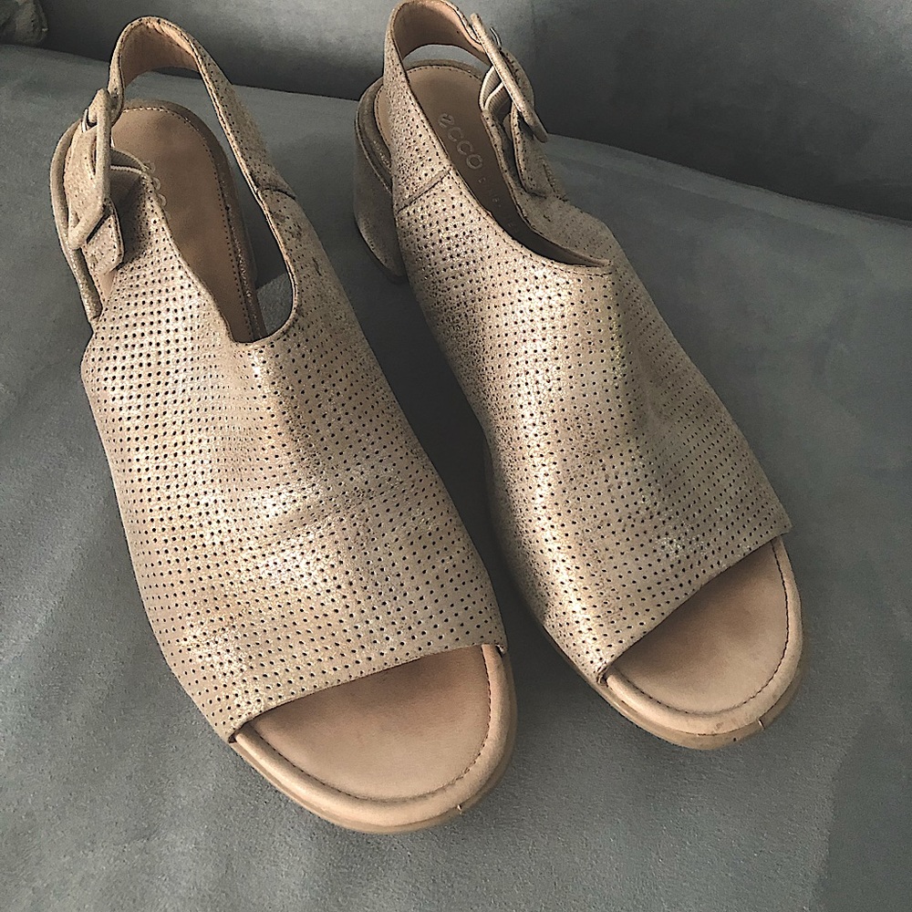 ECCO leather sandal- size 38